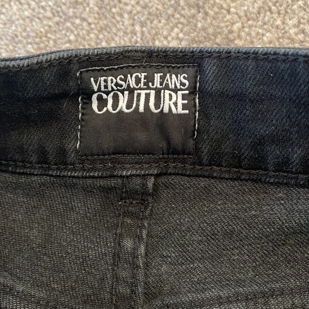 Genuine Versace Jean Shorts - Picture 8 of 9